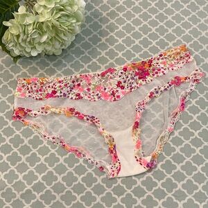 Vintage Victoria’s Secret Dream Angels White Sheer Multi Floral Lace Mesh Bikini